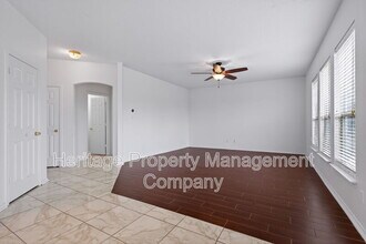 23211 Kaitlyn Canyon in San Antonio, TX - Building Photo - Building Photo