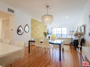 2276 S Beverly Glen Blvd in Los Angeles, CA - Building Photo - Building Photo