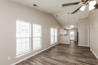 2000 Salmon River Dr in Monroe, NC - Building Photo - Building Photo