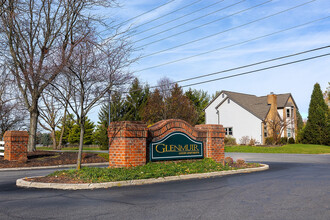 Glenmuir in Columbus, OH - Building Photo - Building Photo