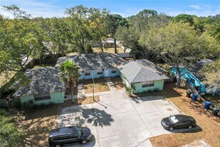 2272 16th Ave SW in Largo, FL - Building Photo