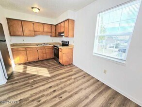 130 Beulah Ave in Panama City, FL - Building Photo - Building Photo