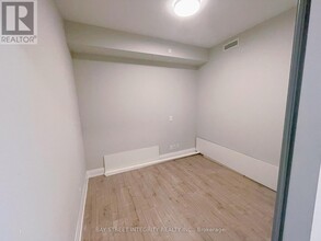 18-2918 Water Walk Dr in Markham, ON - Building Photo - Building Photo