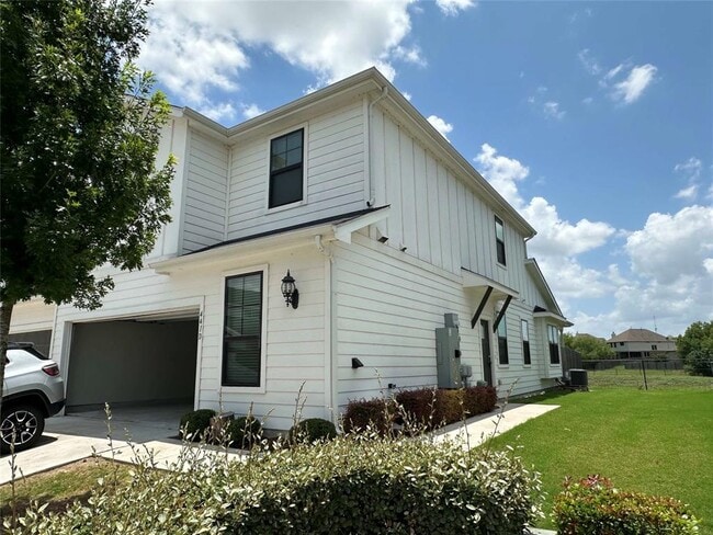 property at 441 Fieldwood Dr