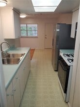 8410 Briarwood Ln in Austin, TX - Building Photo - Building Photo