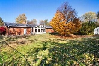 126 Hampton Dr in Glen Carbon, IL - Building Photo - Building Photo
