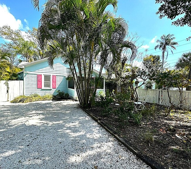 2530 52nd St S in Gulfport, FL - Building Photo - Building Photo