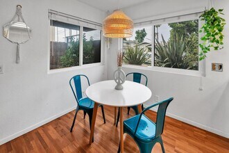 4666 Mission Ave in San Diego, CA - Building Photo - Building Photo