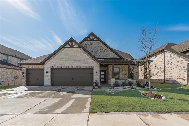 property at 903 Chinati St