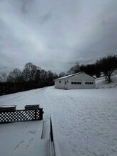 223 Vinegar Hill Rd in Fairmont, WV - Building Photo - Building Photo