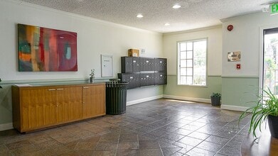 mor113 in North Hollywood, CA - Building Photo - Building Photo