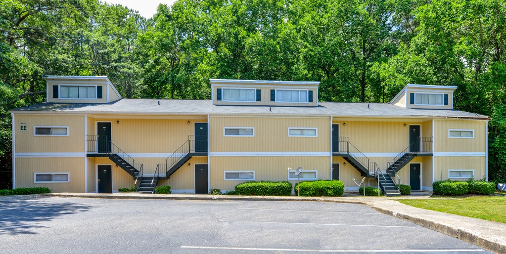 Morrowood Townhomes Morrow, GA Apartments
