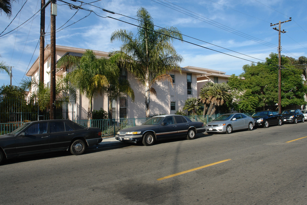 Isla Vista in Goleta, CA - Building Photo