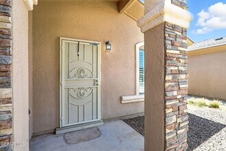 12136 Middle Frk in El Paso, TX - Building Photo - Building Photo