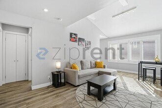 10 27th Ave in Los Angeles, CA - Building Photo - Building Photo