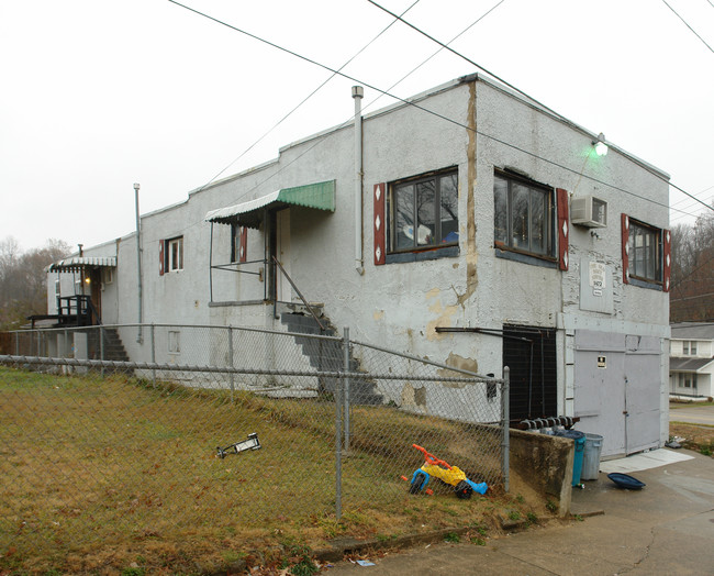 1472 28th St in Huntington, WV - Building Photo - Building Photo