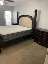 4741 Woods Edge Rd in Virginia Beach, VA - Building Photo - Building Photo