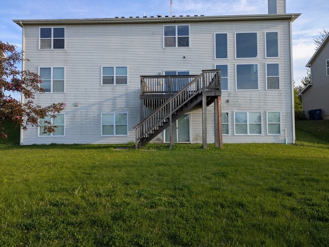 447 Red Cedar Rd in Lake Villa, IL - Building Photo - Building Photo
