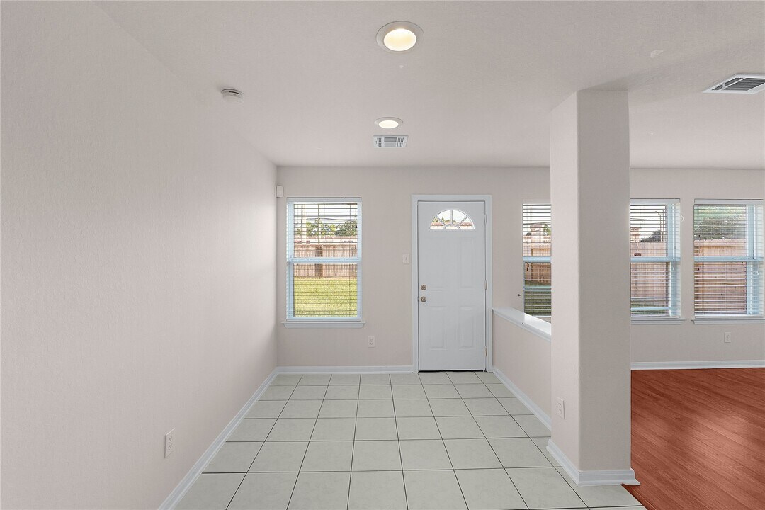 10226 Canyon Rose Ln in Houston, TX - Foto de edificio