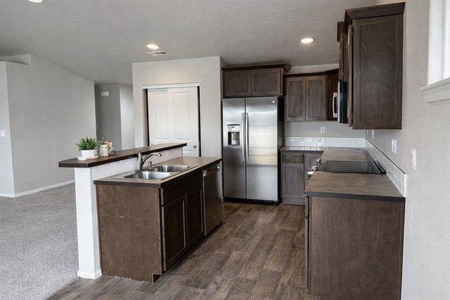 3701 Ibis Ln in Pasco, WA - Building Photo - Building Photo