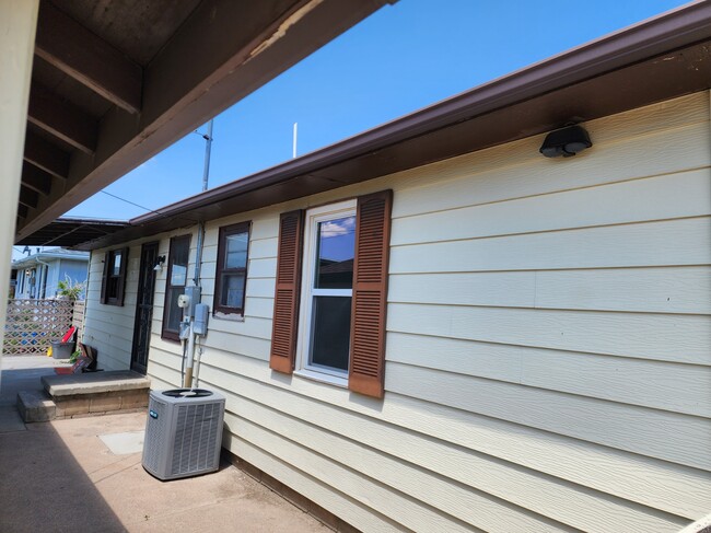 1409 Spruce St in Sidney, NE - Building Photo - Building Photo