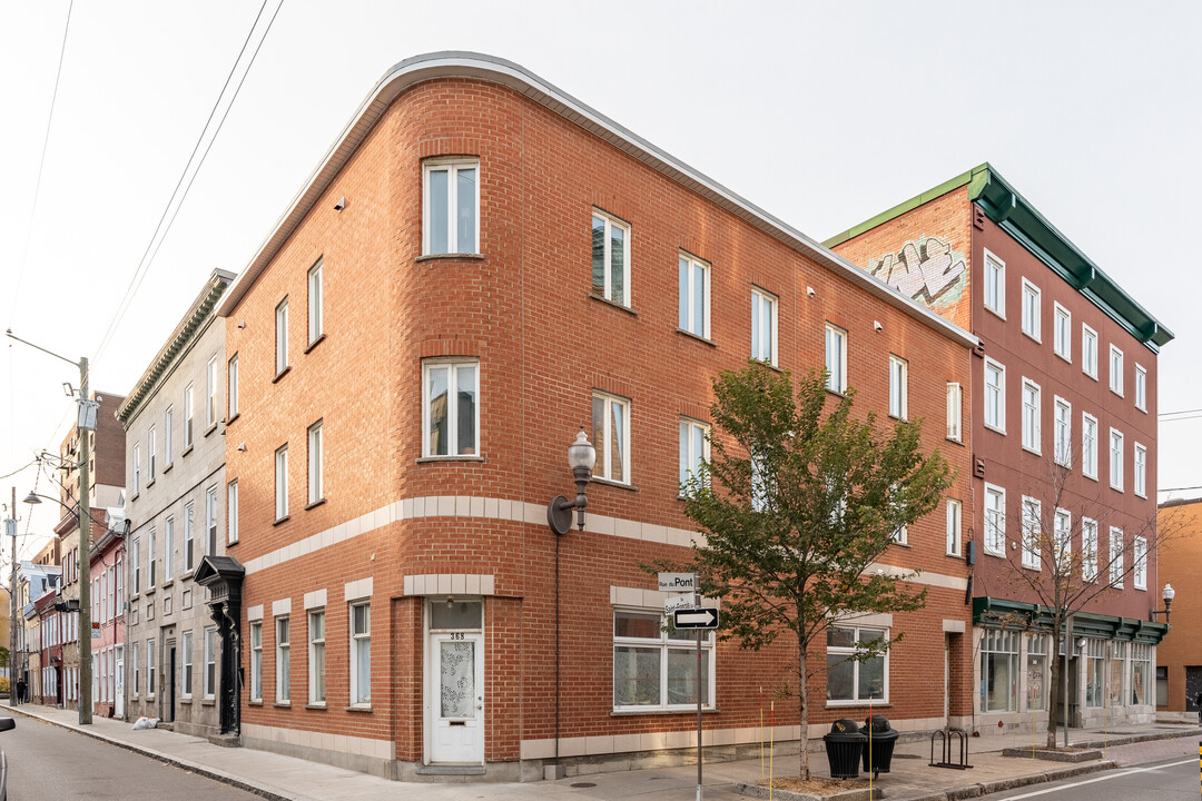 368 Du Pont Rue in Québec, QC - Building Photo