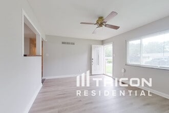 15 Jeanette Dr in Arnold, MO - Building Photo - Building Photo