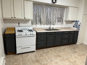 7012 Kennedy Ave in Hammond, IN - Building Photo - Building Photo