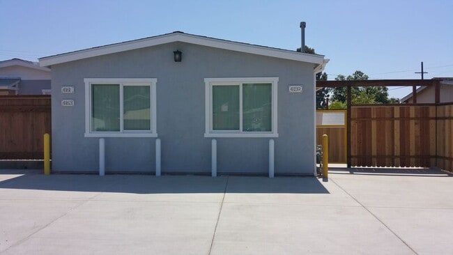 4161 Bannock Ave in San Diego, CA - Foto de edificio - Building Photo