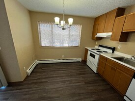 600 Moccasin Cir Dr in Estes Park, CO - Building Photo