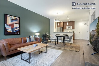 375 N La Cienega Blvd in West Hollywood, CA - Building Photo - Building Photo