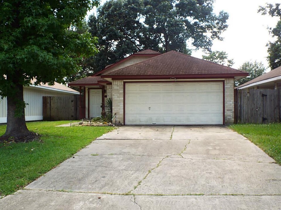 23211 Pebworth Pl in Spring, TX - Building Photo