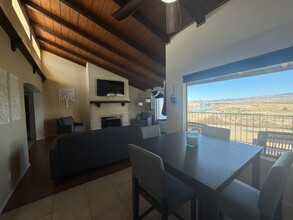 1611 AZ-95 in Bullhead City, AZ - Foto de edificio - Building Photo