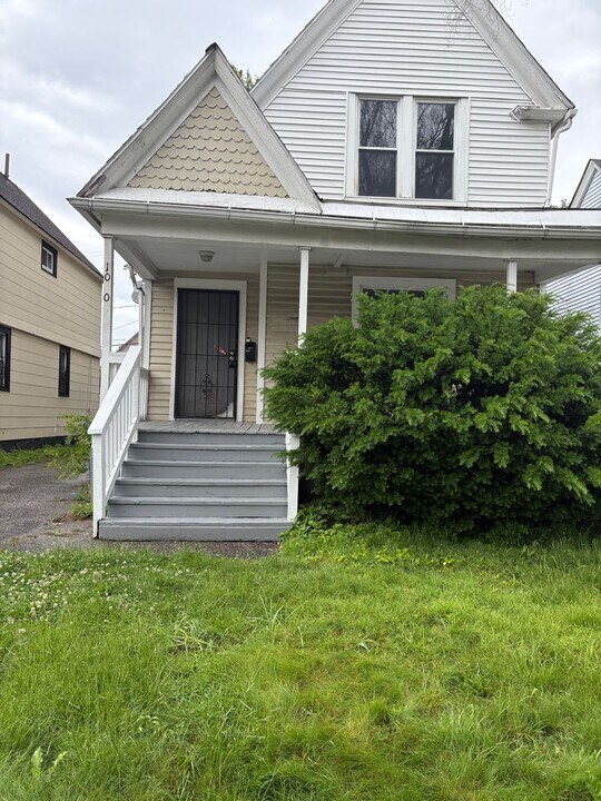 10703 Kimberly Ave in Cleveland, OH - Building Photo