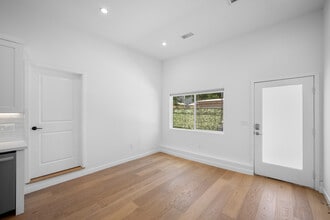 17087 Kingsbury St in Granada Hills, CA - Building Photo - Building Photo