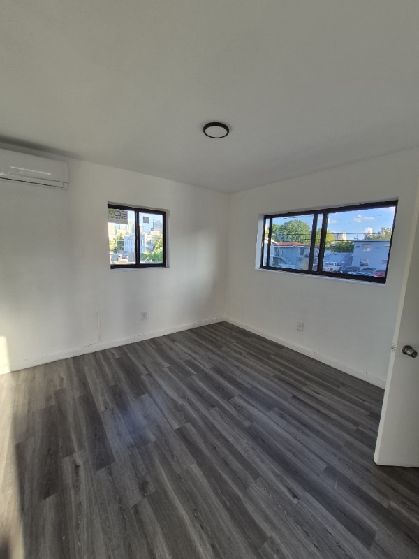 1027 SW 3rd St in Miami, FL - Building Photo - Building Photo