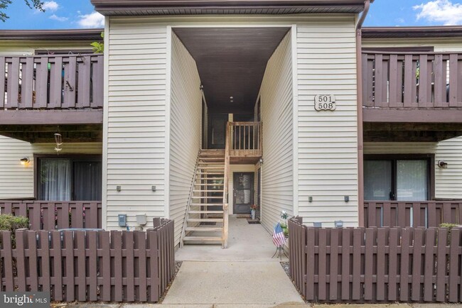 property at 501 Lindsey Ct