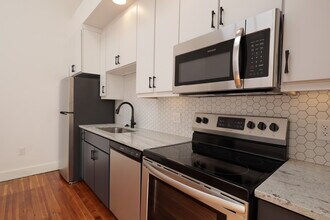 210 E Grace St in Richmond, VA - Foto de edificio - Building Photo