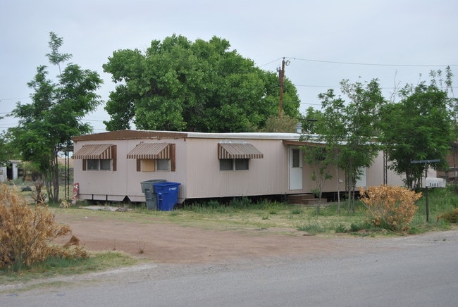 5603 Melody Ln in El Paso, TX - Building Photo - Building Photo