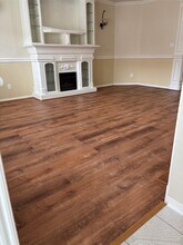 903 Christopher Ln in Baytown, TX - Building Photo - Building Photo