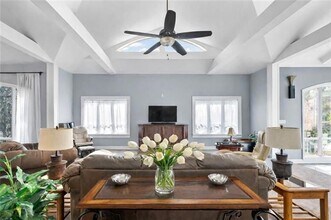 633 Village Ln N in Mandeville, LA - Building Photo - Building Photo