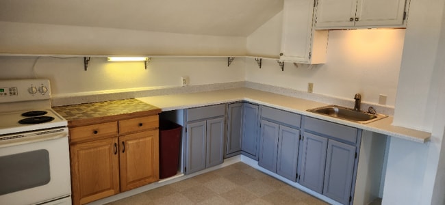 property at 1303 Rose St