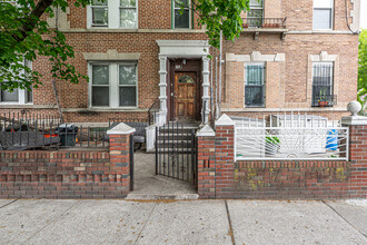 2491 Clarendon Road in New York, NY - Building Photo - Building Photo