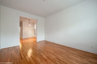 3041 N Southport Ave in Chicago, IL - Building Photo - Building Photo