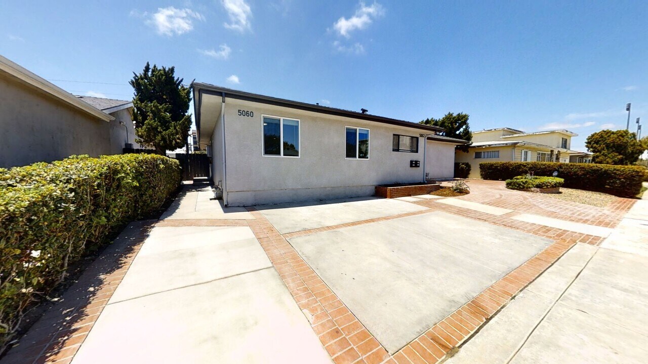 5060 55th St in San Diego, CA - Building Photo