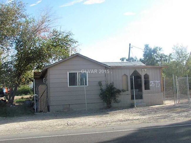 2525 E Twain Ave in Las Vegas, NV - Building Photo - Building Photo