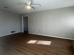 314 NE Skyline Cir in Lawton, OK - Building Photo - Building Photo