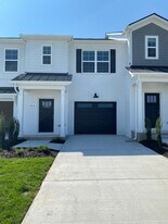 1808 Streamsong Dr in Murfreesboro, TN - Building Photo