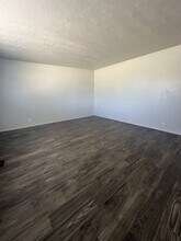 5300 5300 S St in Roy, UT - Building Photo - Building Photo