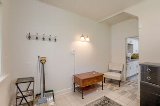 116 N 40th St in Omaha, NE - Building Photo - Building Photo